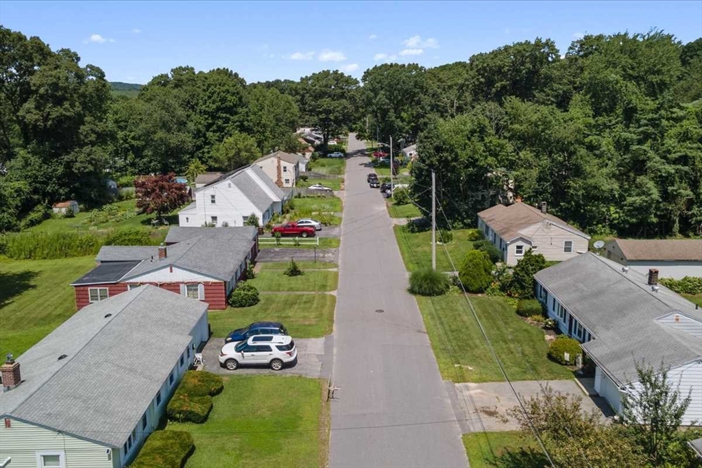 14 Elbridge Rd