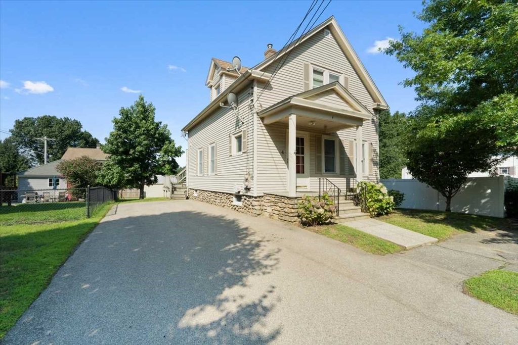 4 Clara St