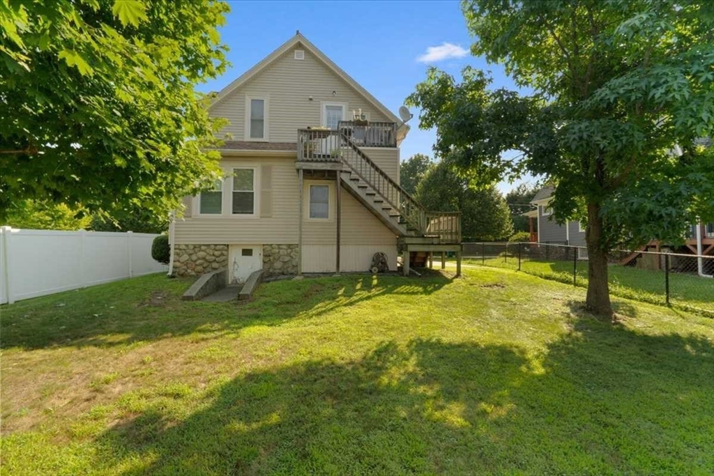 4 Clara St
