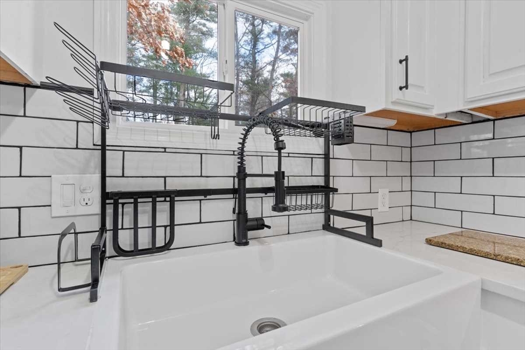 151 Bridle Rd