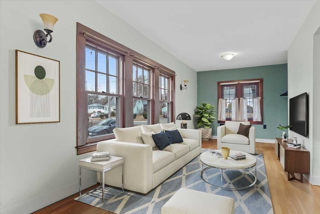 151 Bridle Rd
