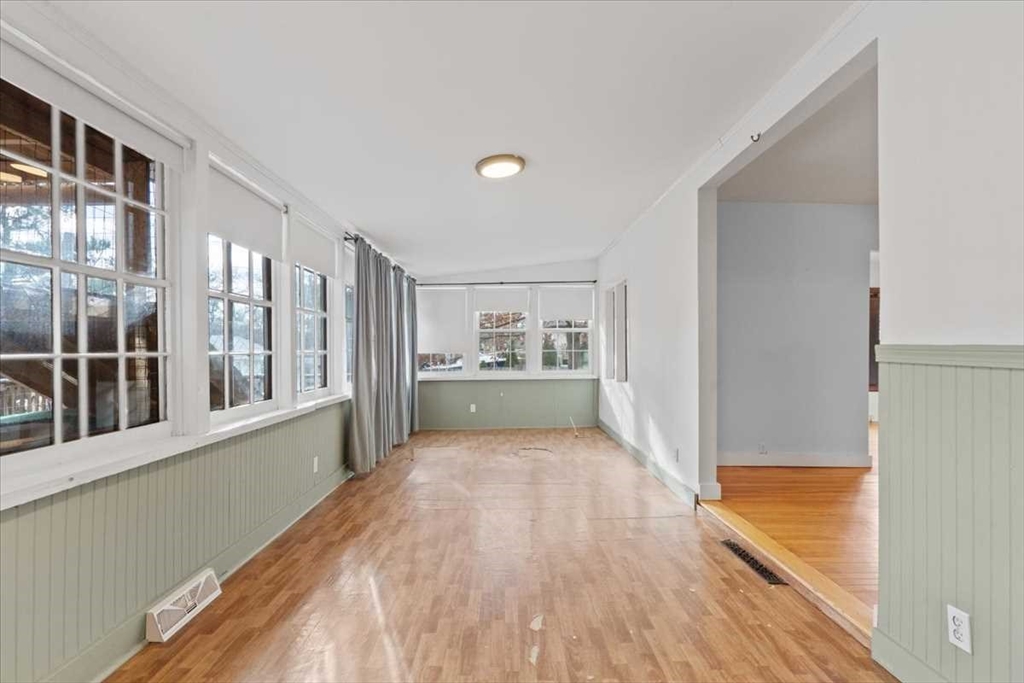 151 Bridle Rd