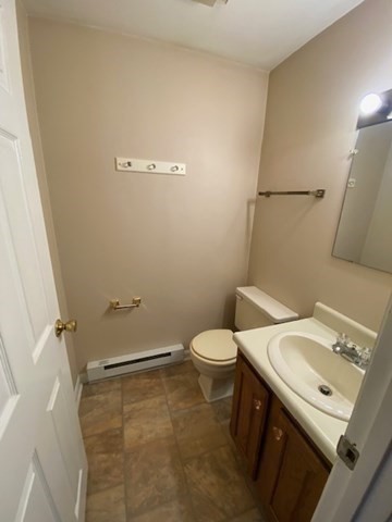 10-3 Nichols St. # 3