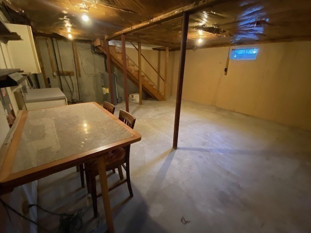 10-3 Nichols St. # 3