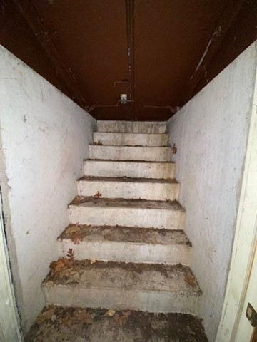 10-3 Nichols St. # 3