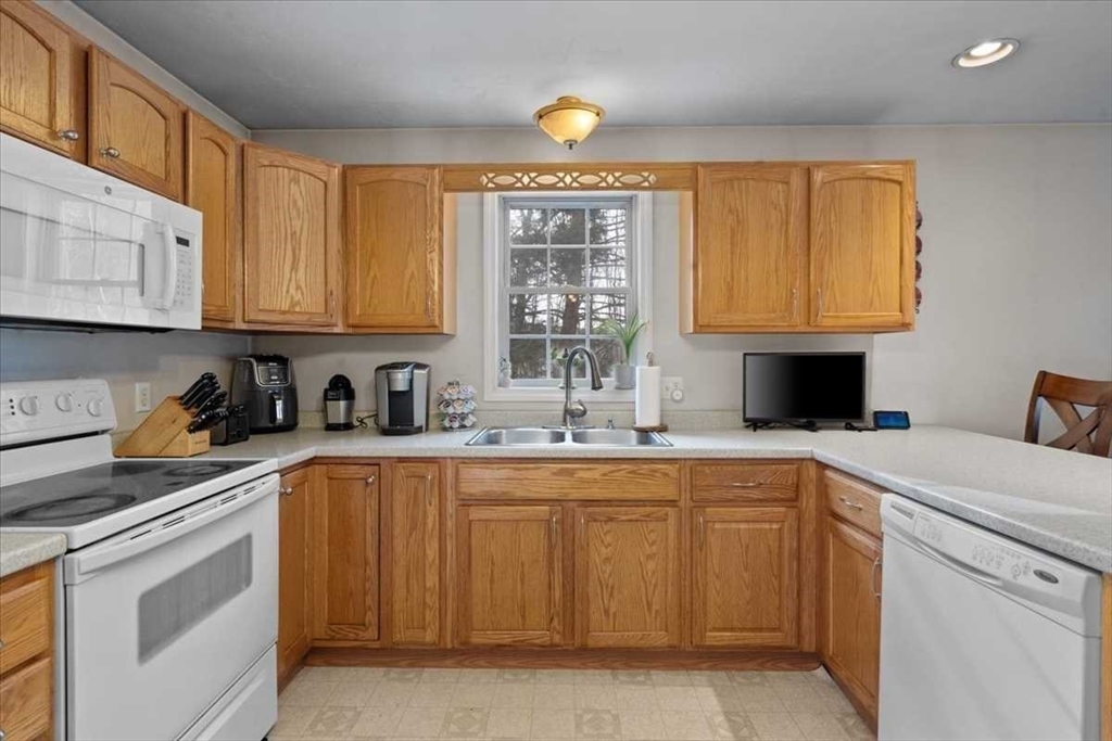 38 Intervale Rd