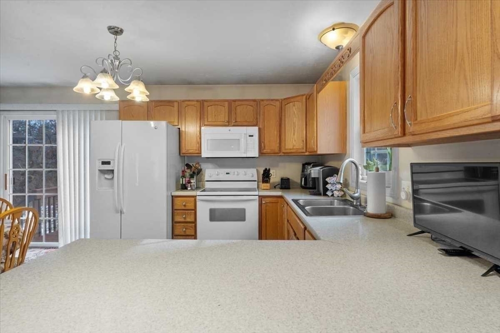 38 Intervale Rd