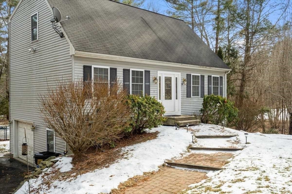 38 Intervale Rd