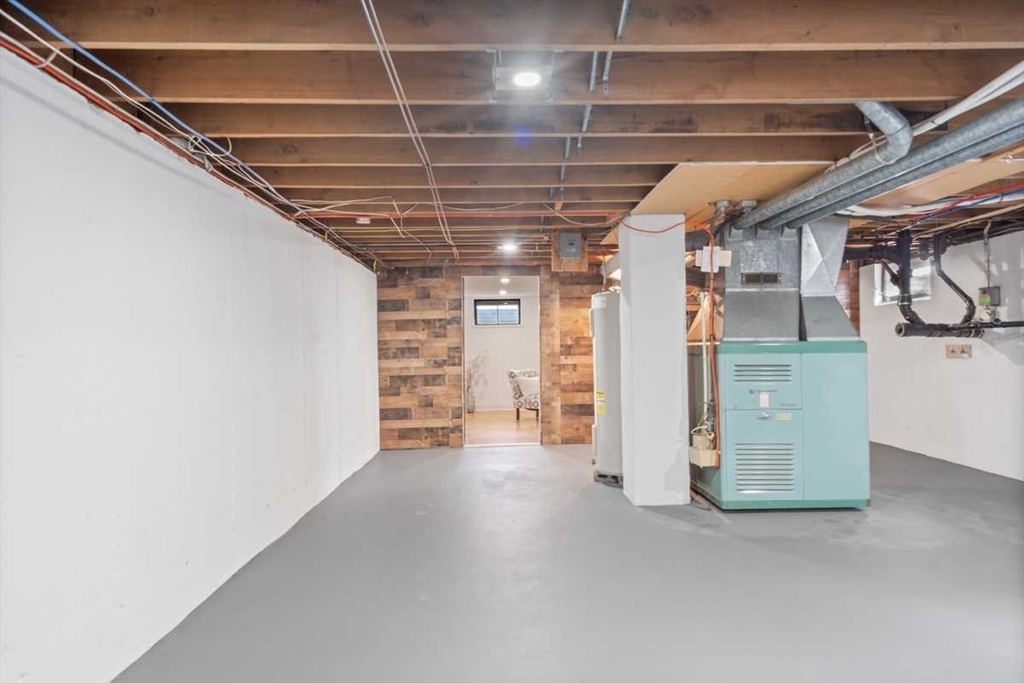 236 N Main St