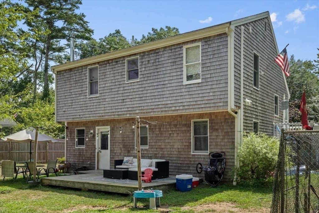 109 Buzzards Bay Dr