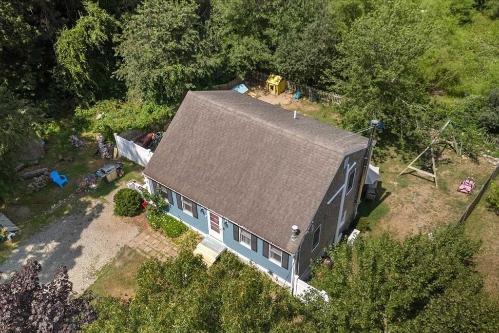 109 Buzzards Bay Dr