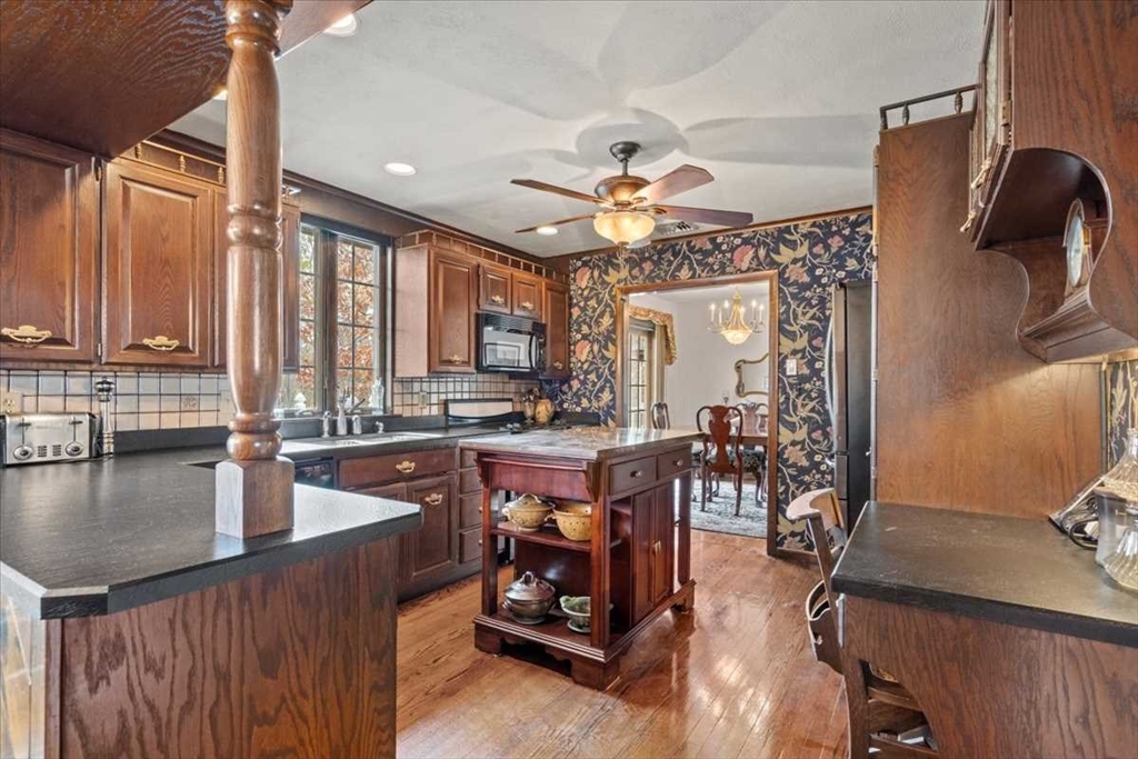 113 Indian Hill Rd