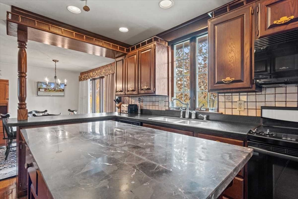 113 Indian Hill Rd