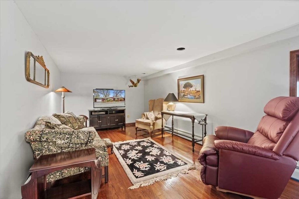 113 Indian Hill Rd