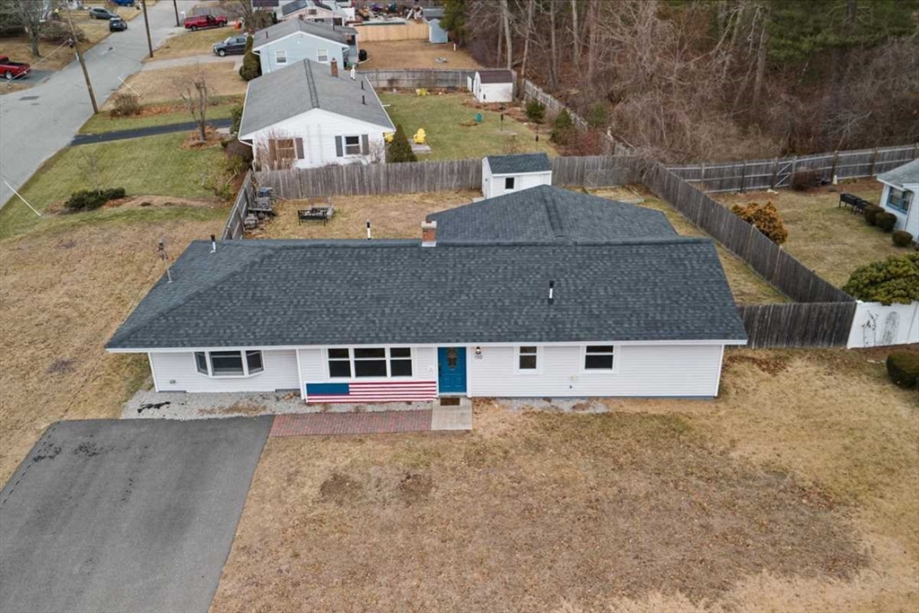 110 Lisa Ann Dr