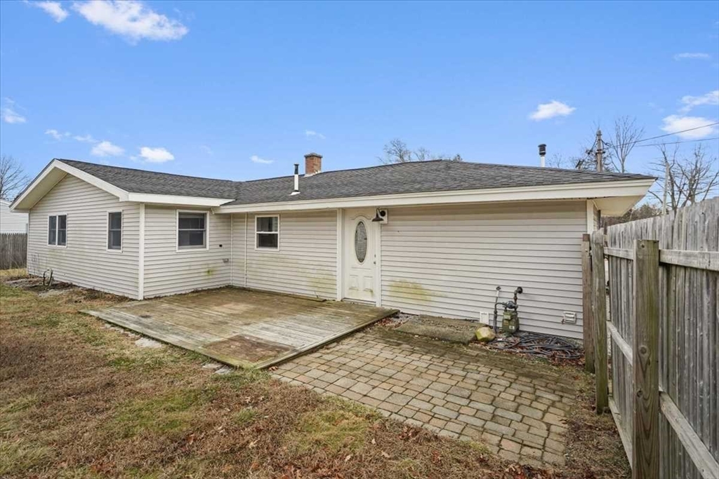 110 Lisa Ann Dr