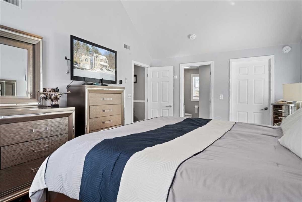 8 Wamsutta Ridge Dr.