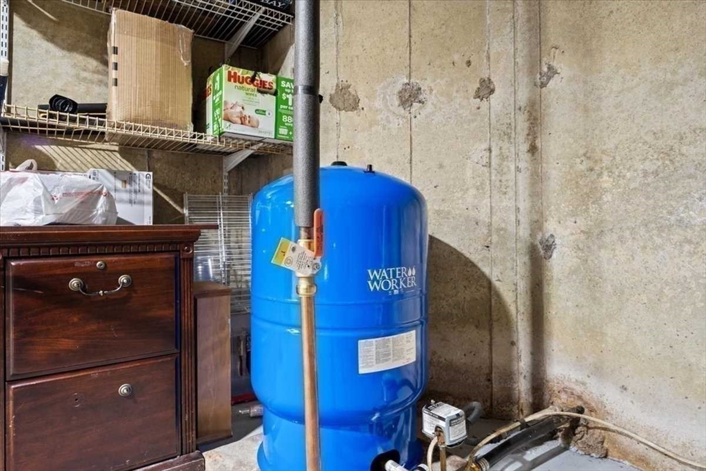 8 Wamsutta Ridge Dr.