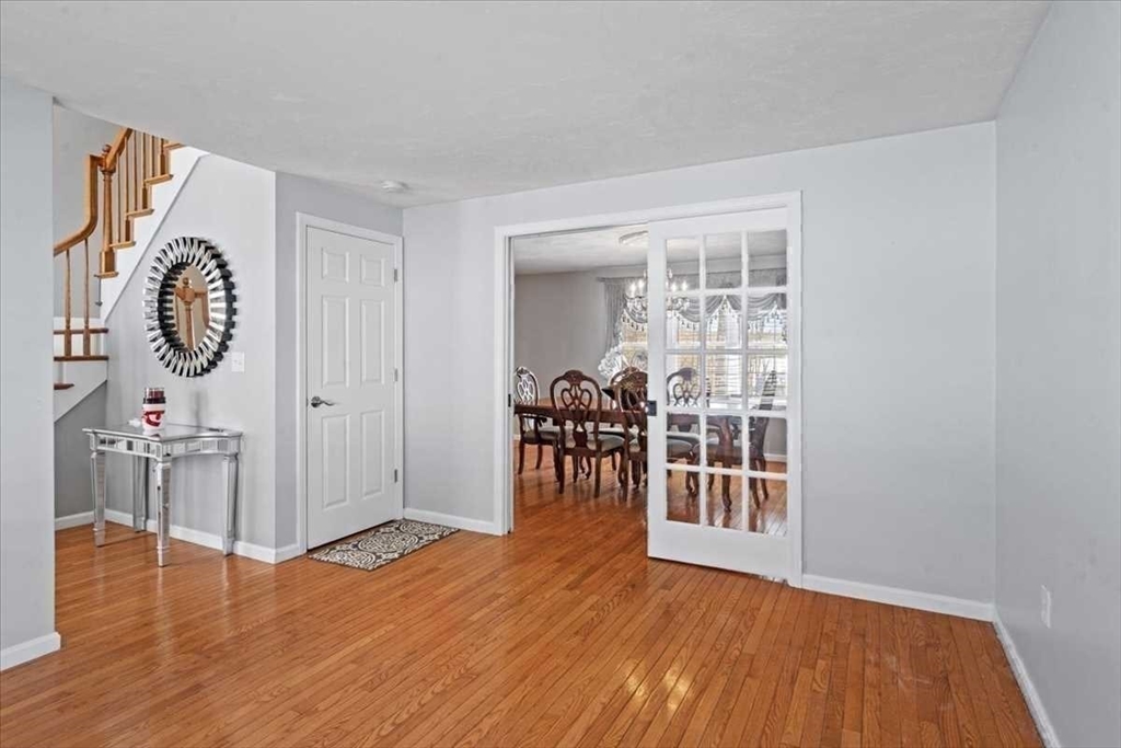 8 Wamsutta Ridge Dr.