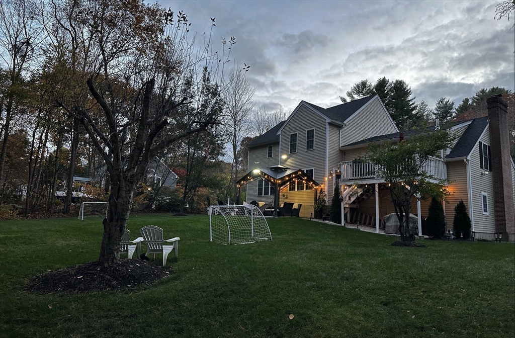 8 Wamsutta Ridge Dr.