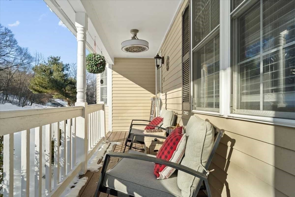 8 Wamsutta Ridge Dr.