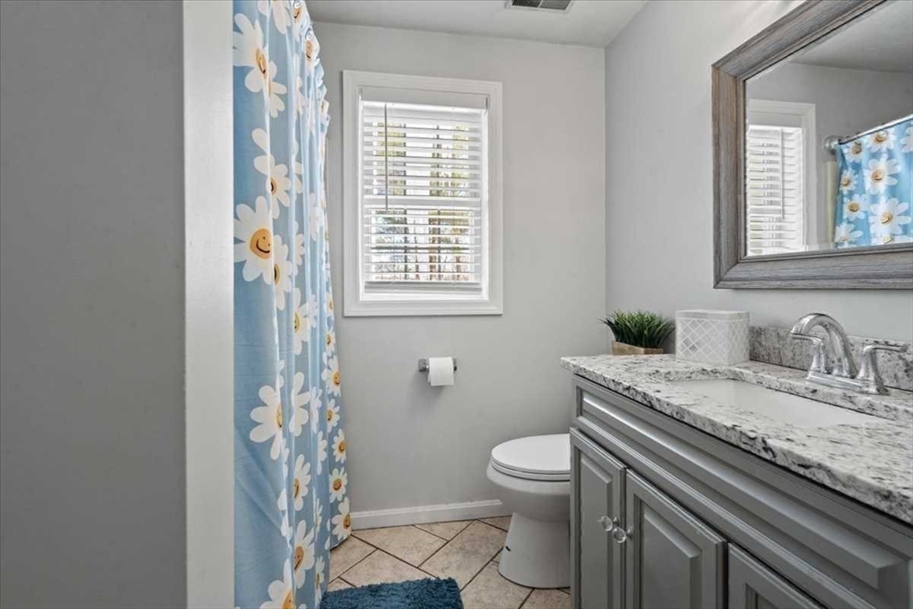 8 Wamsutta Ridge Dr.