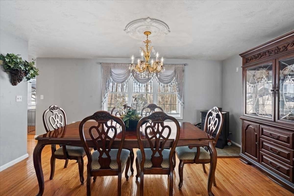 8 Wamsutta Ridge Dr.