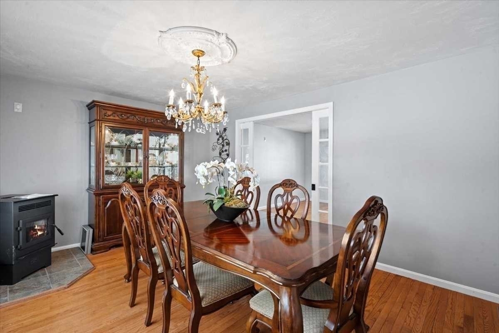 8 Wamsutta Ridge Dr.