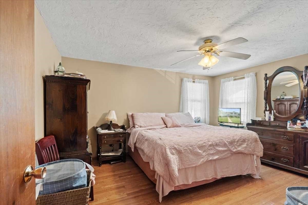 11 Dunkirk Ave