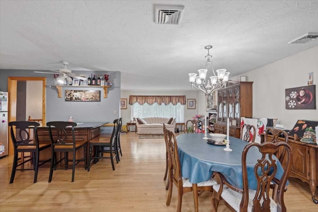 11 Dunkirk Ave