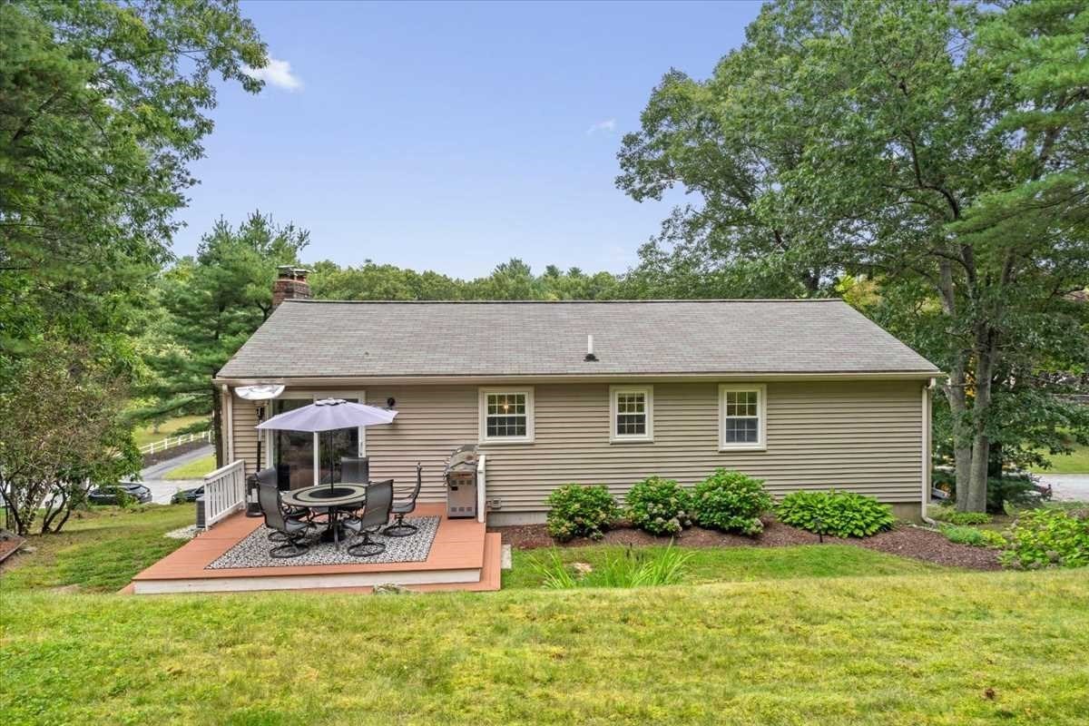 120 Ivy Lane