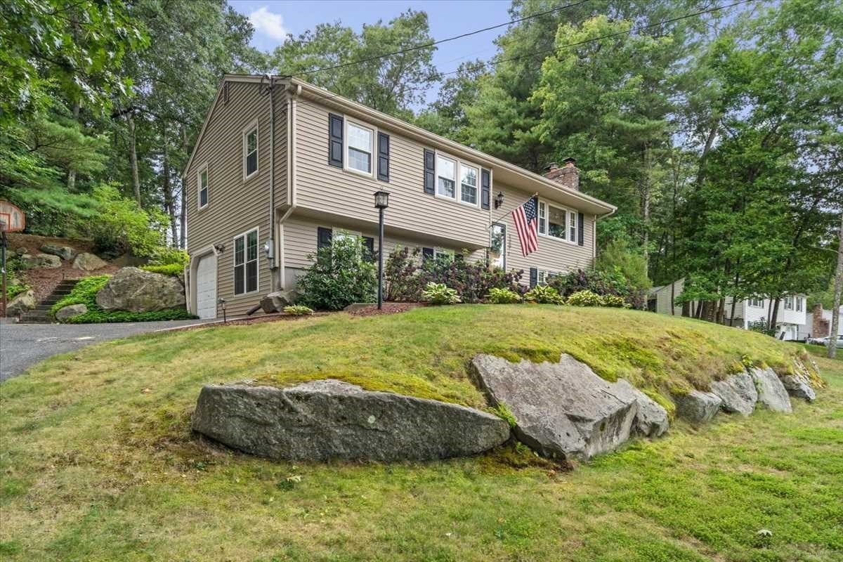 120 Ivy Lane
