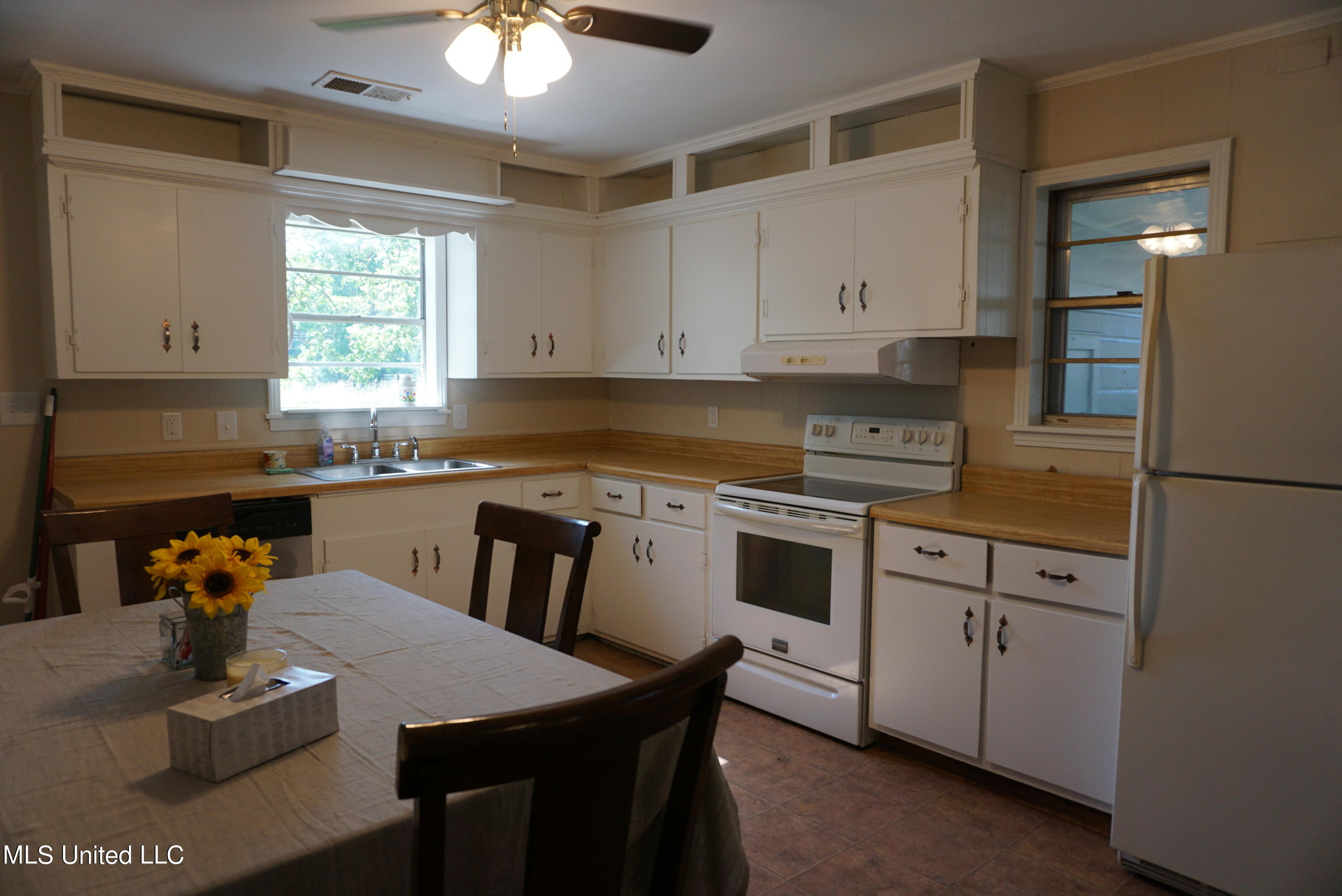 329 N Heard Street Street