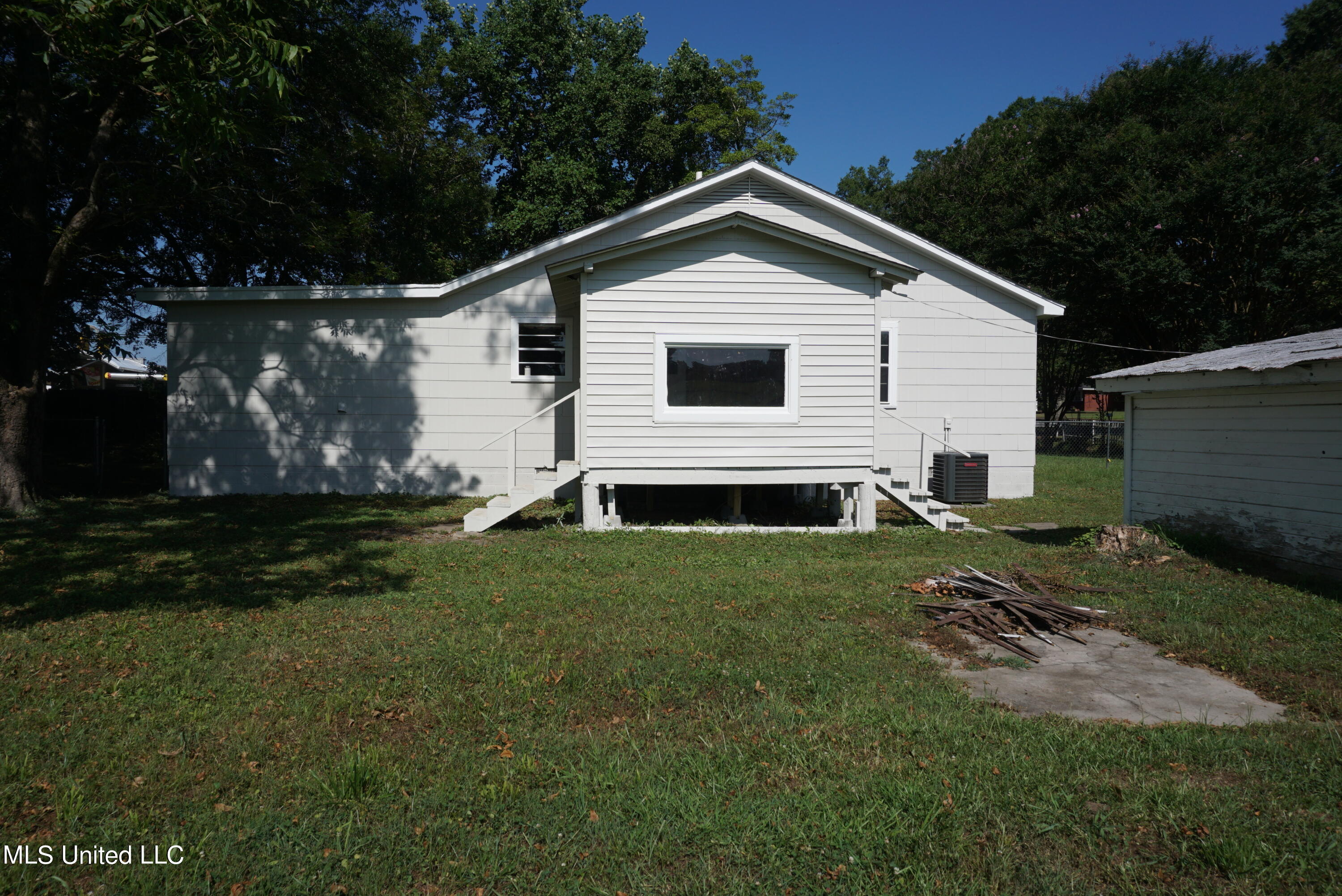 329 N Heard Street Street