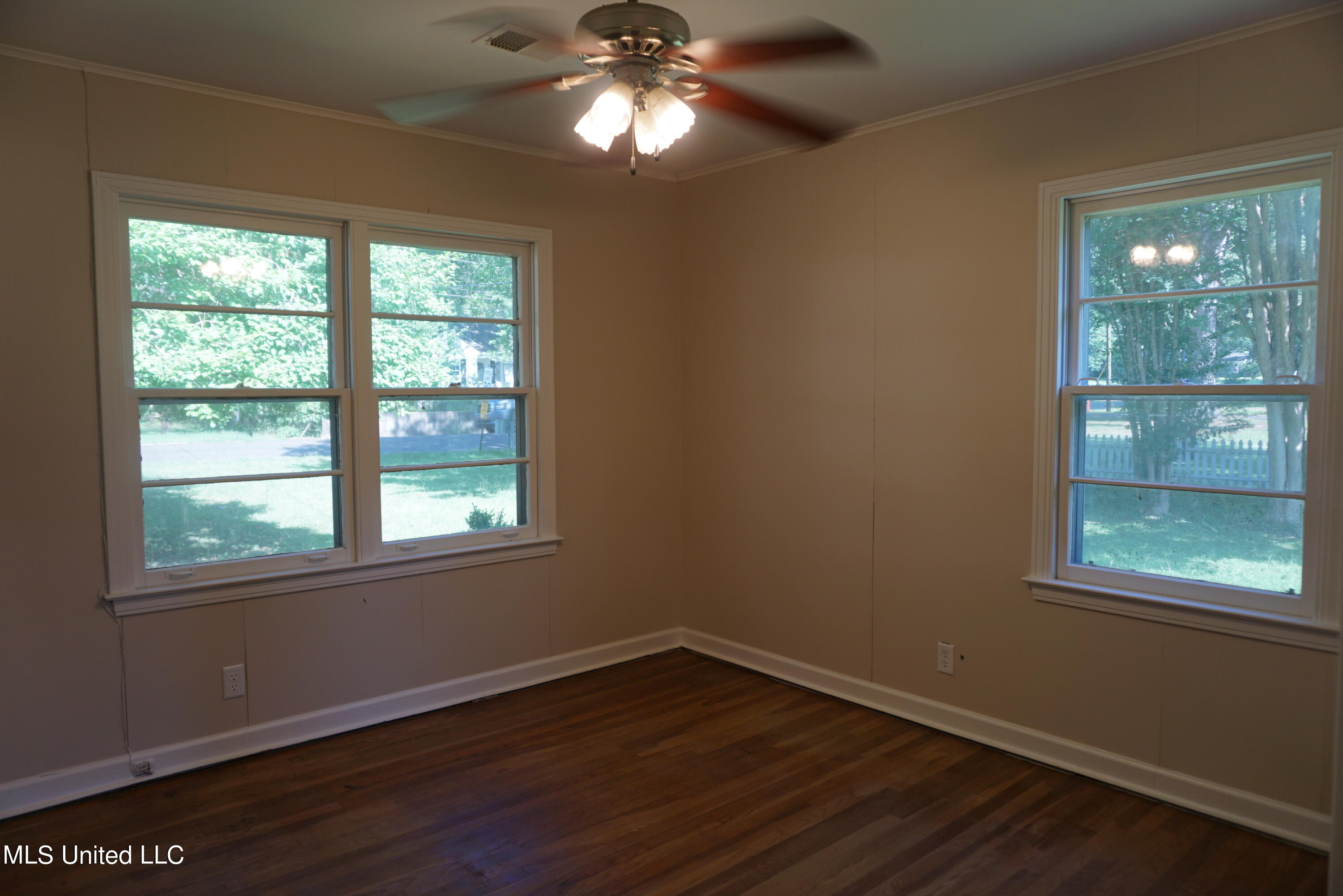 329 N Heard Street Street