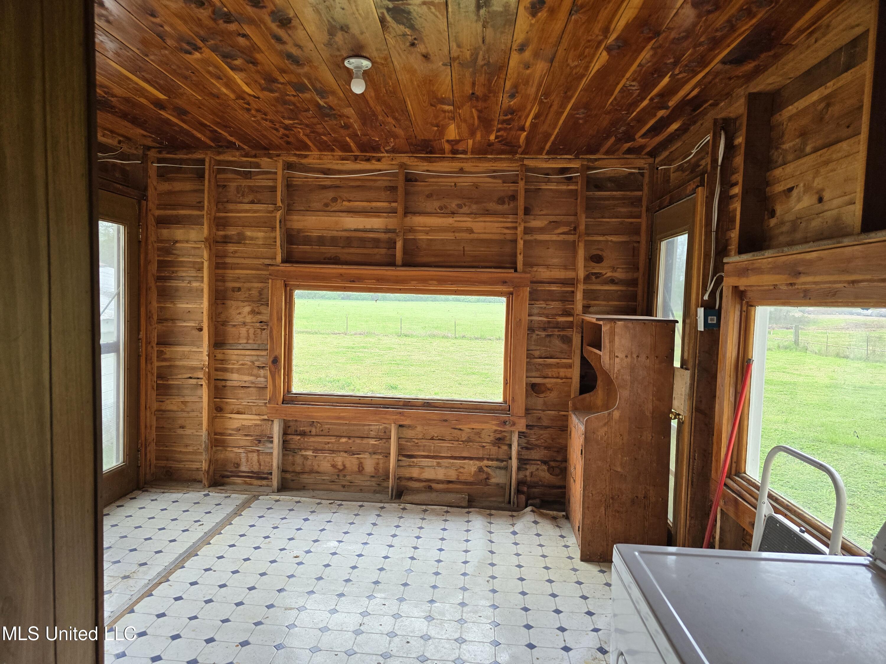 329 N Heard Street Street