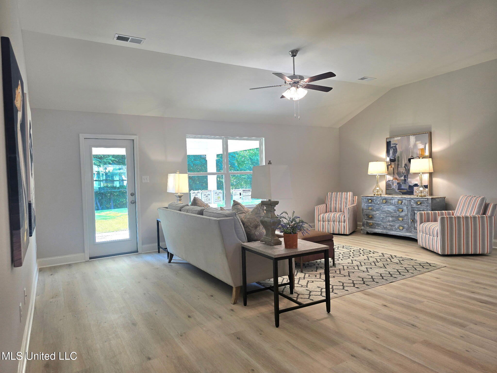 3493 Jaguar Boulevard