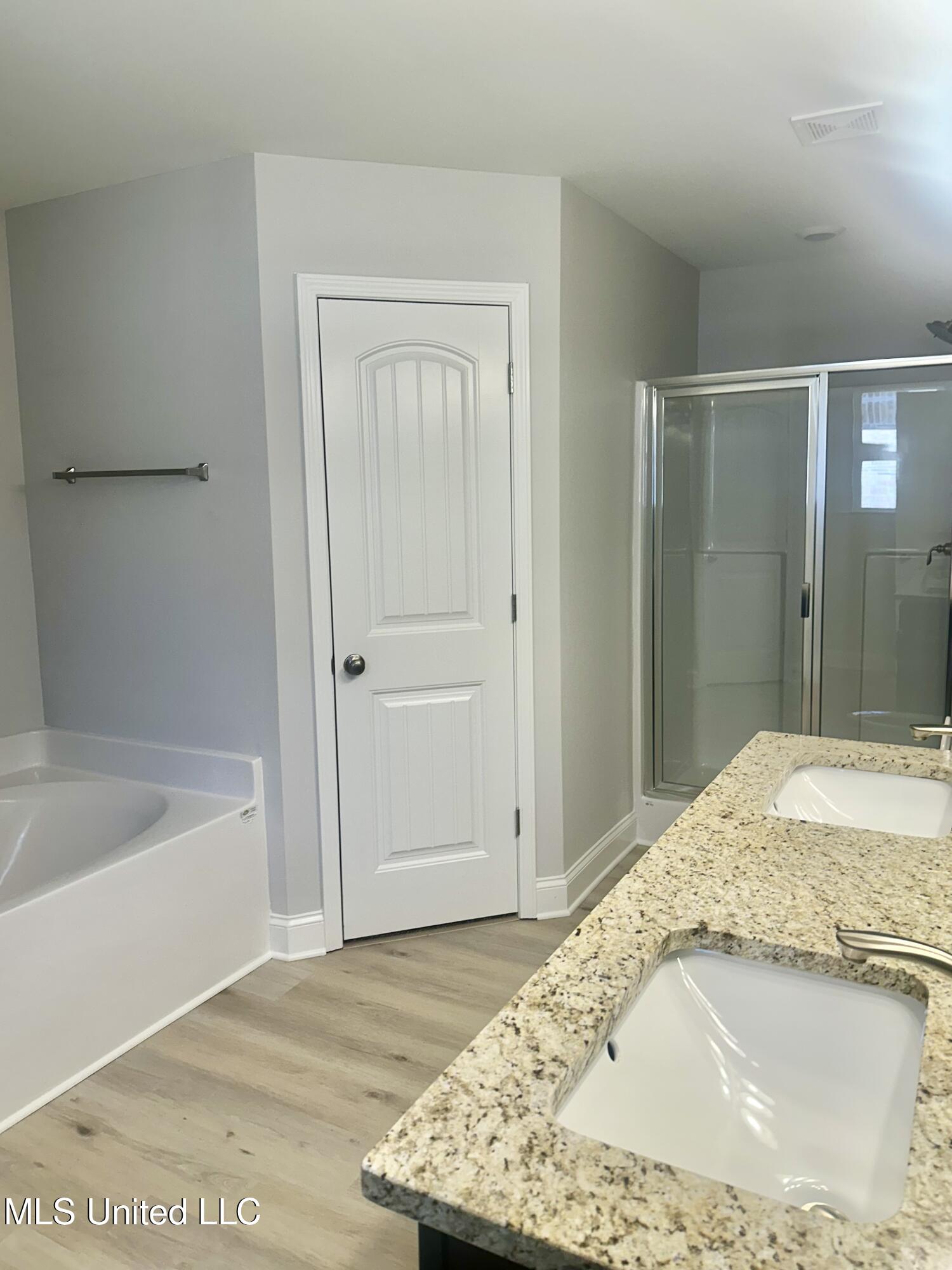 3493 Jaguar Boulevard