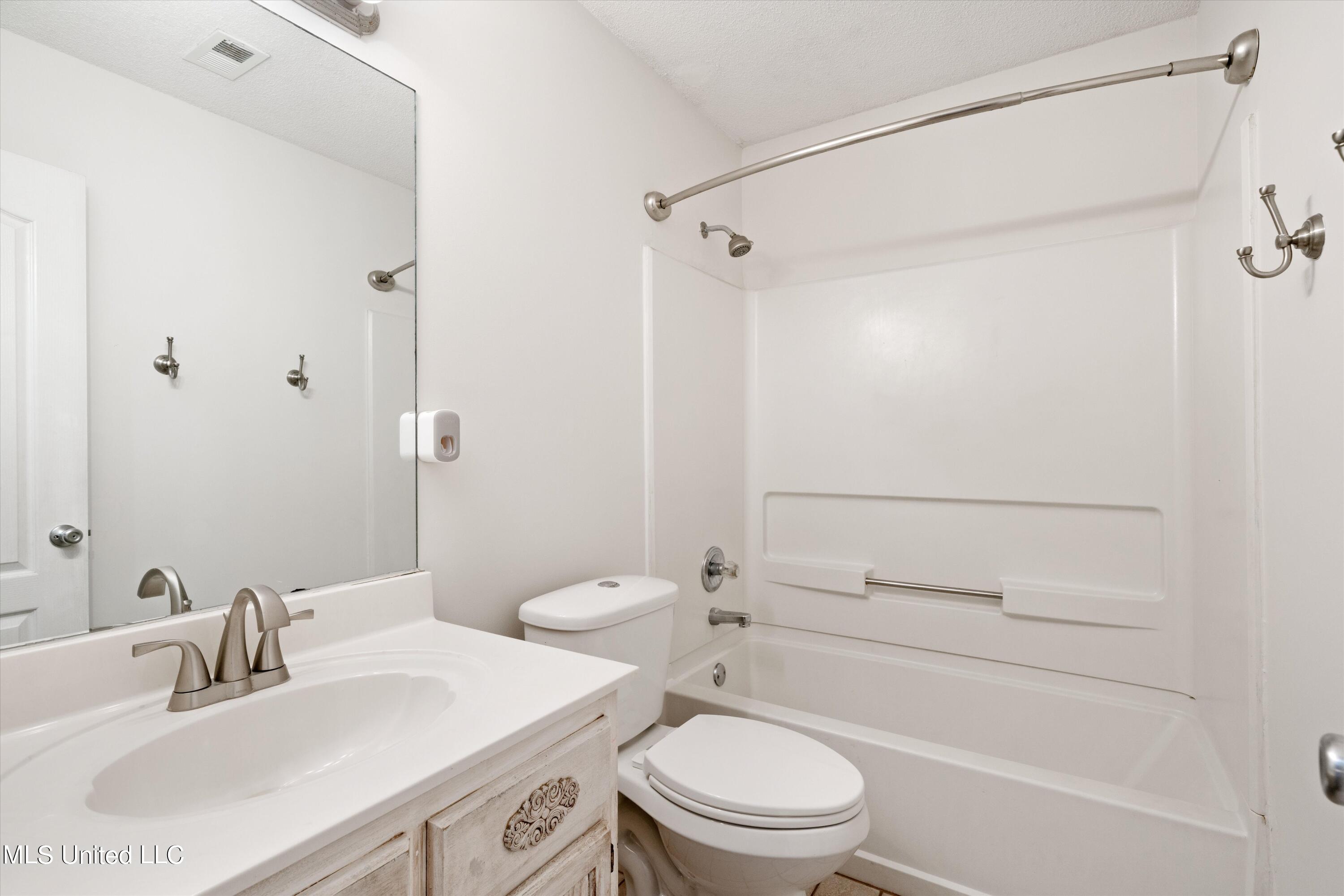 1211 S Carriage Drive