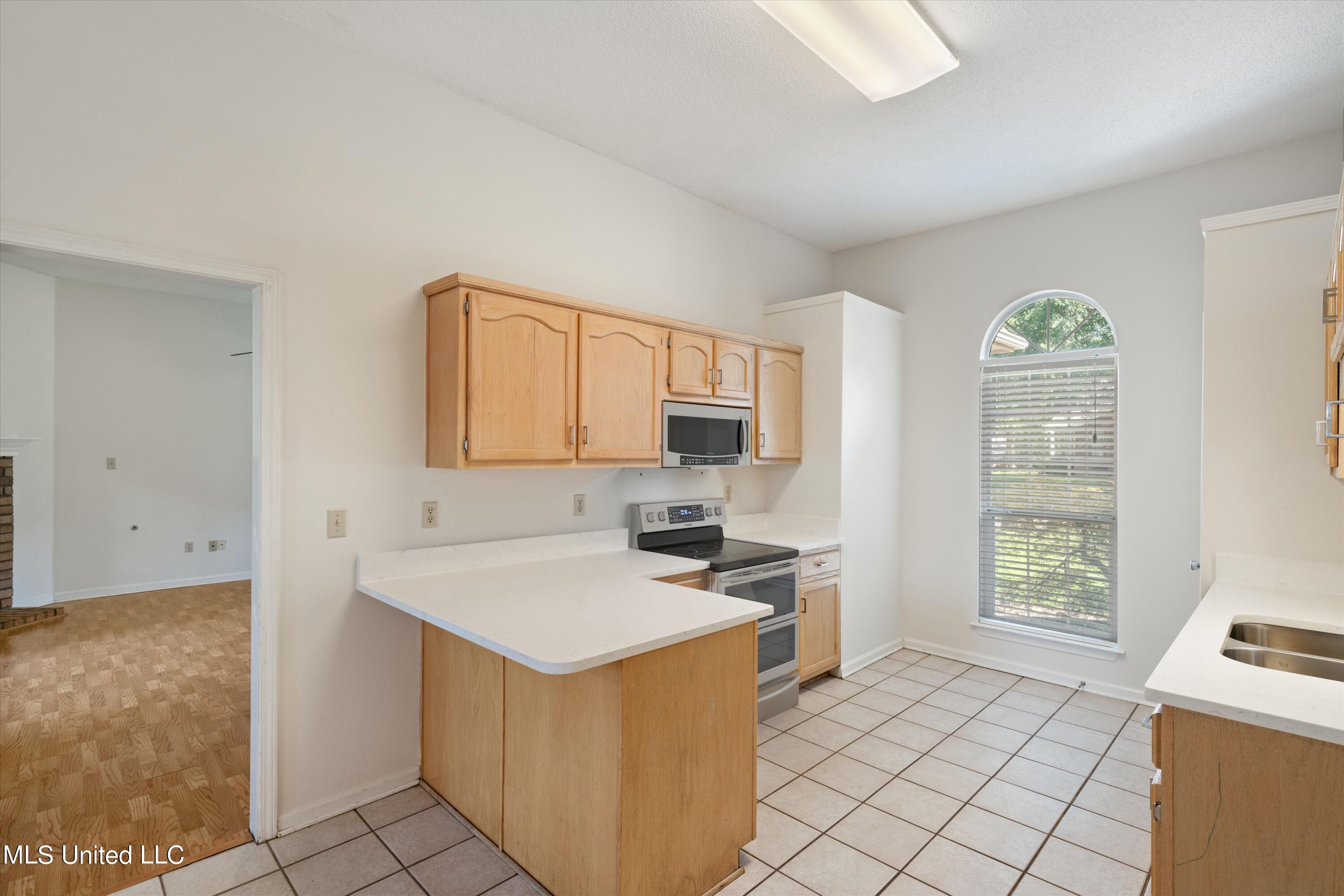 1211 S Carriage Drive