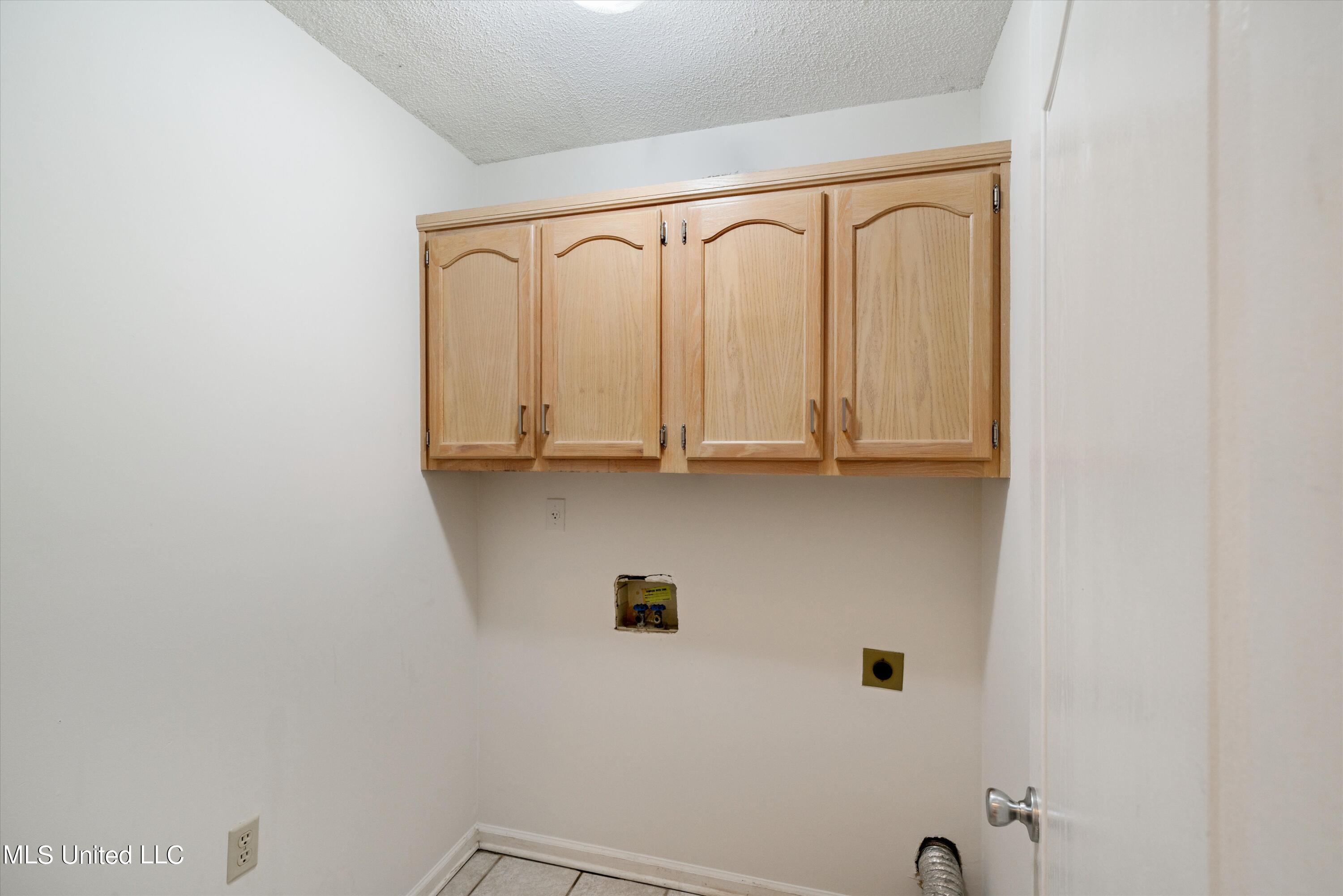 1211 S Carriage Drive