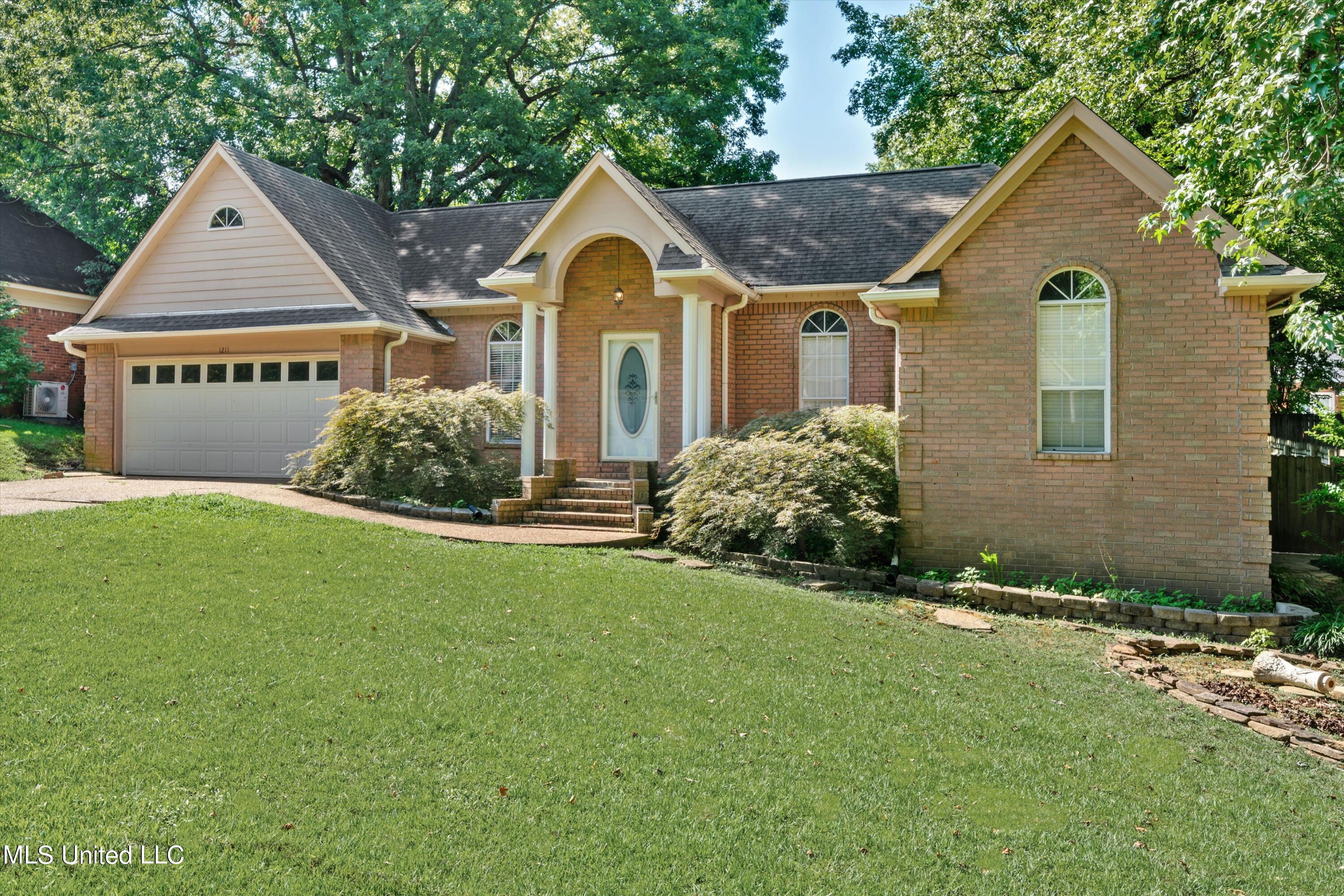 1211 S Carriage Drive