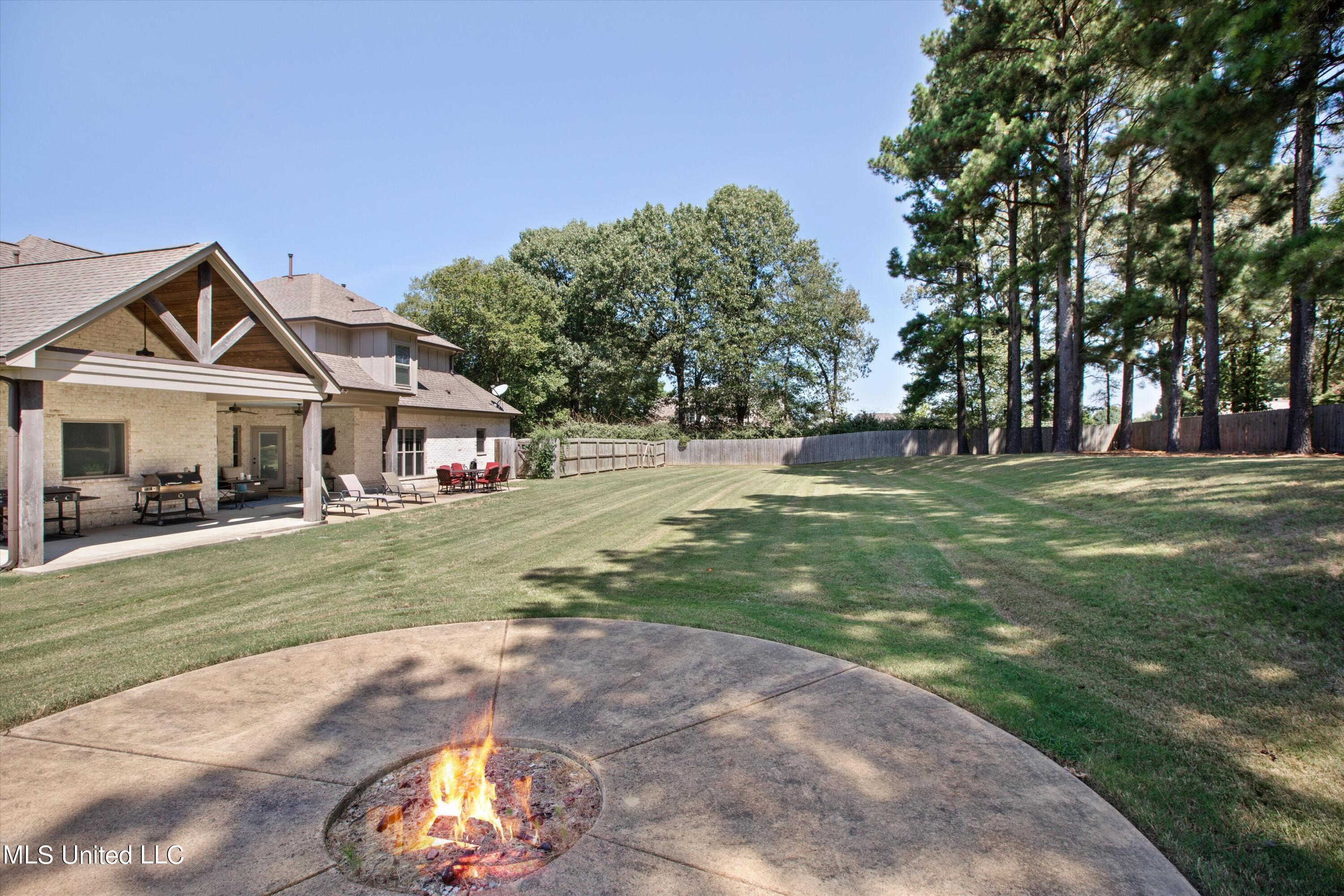 5474 New Pointe Drive