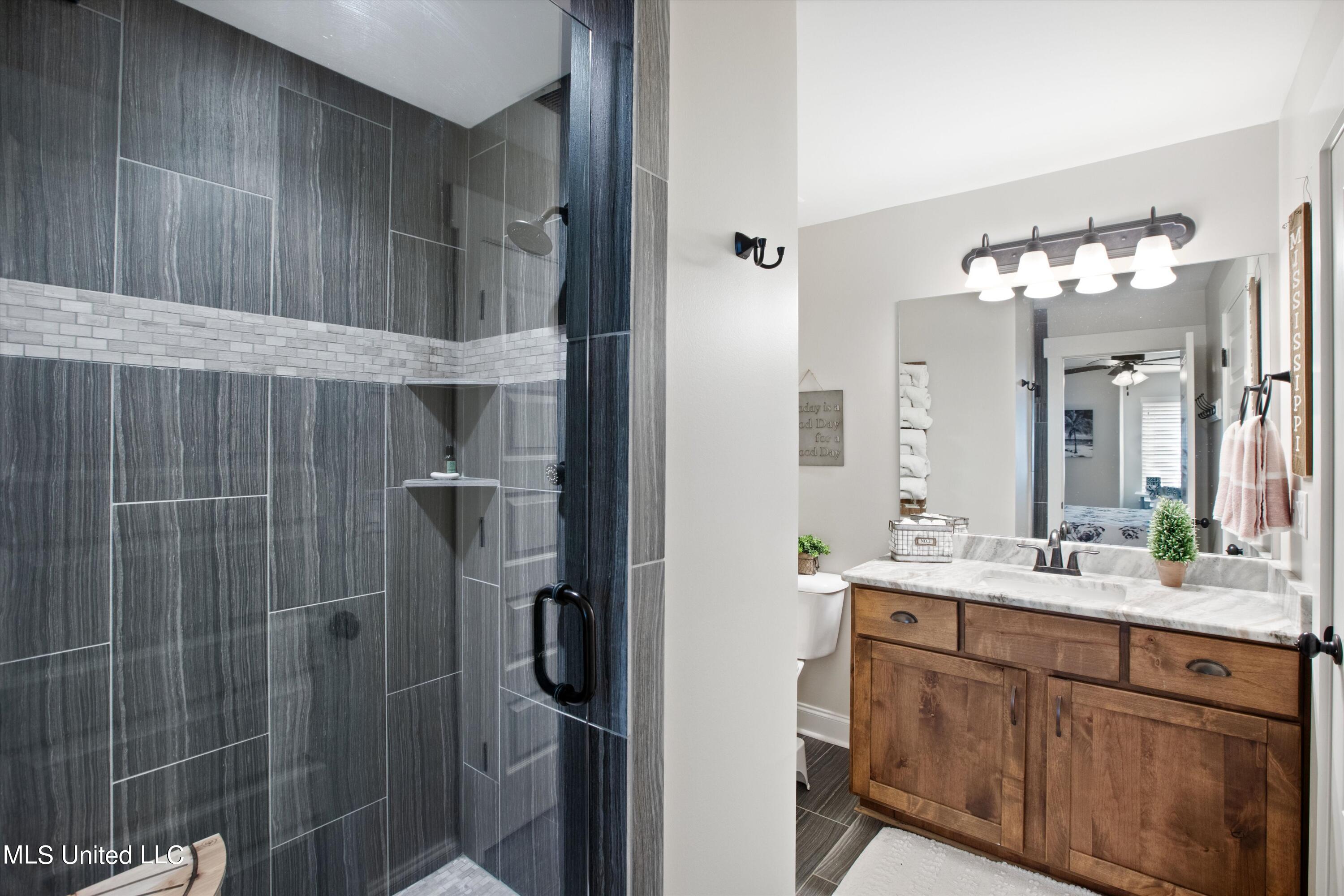 5474 New Pointe Drive