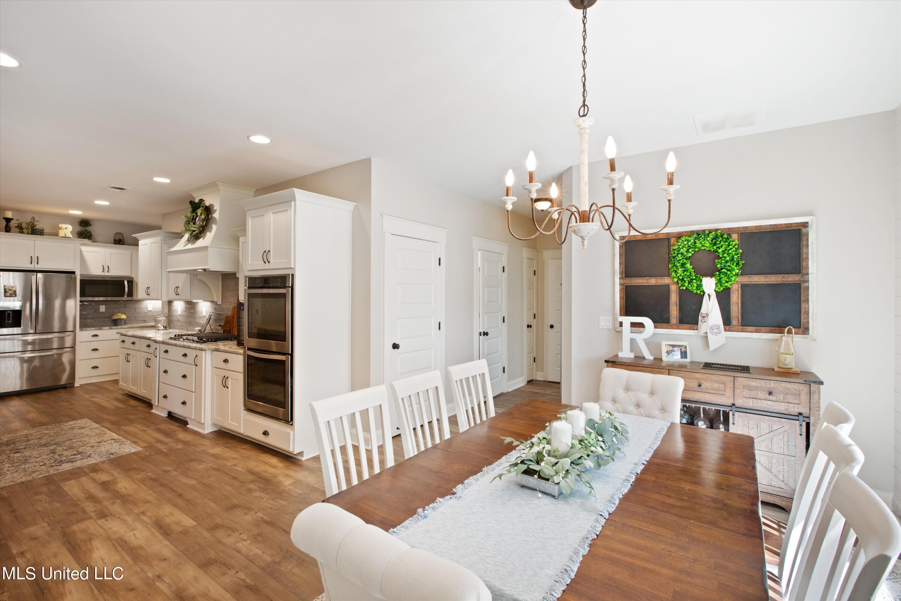 5474 New Pointe Drive