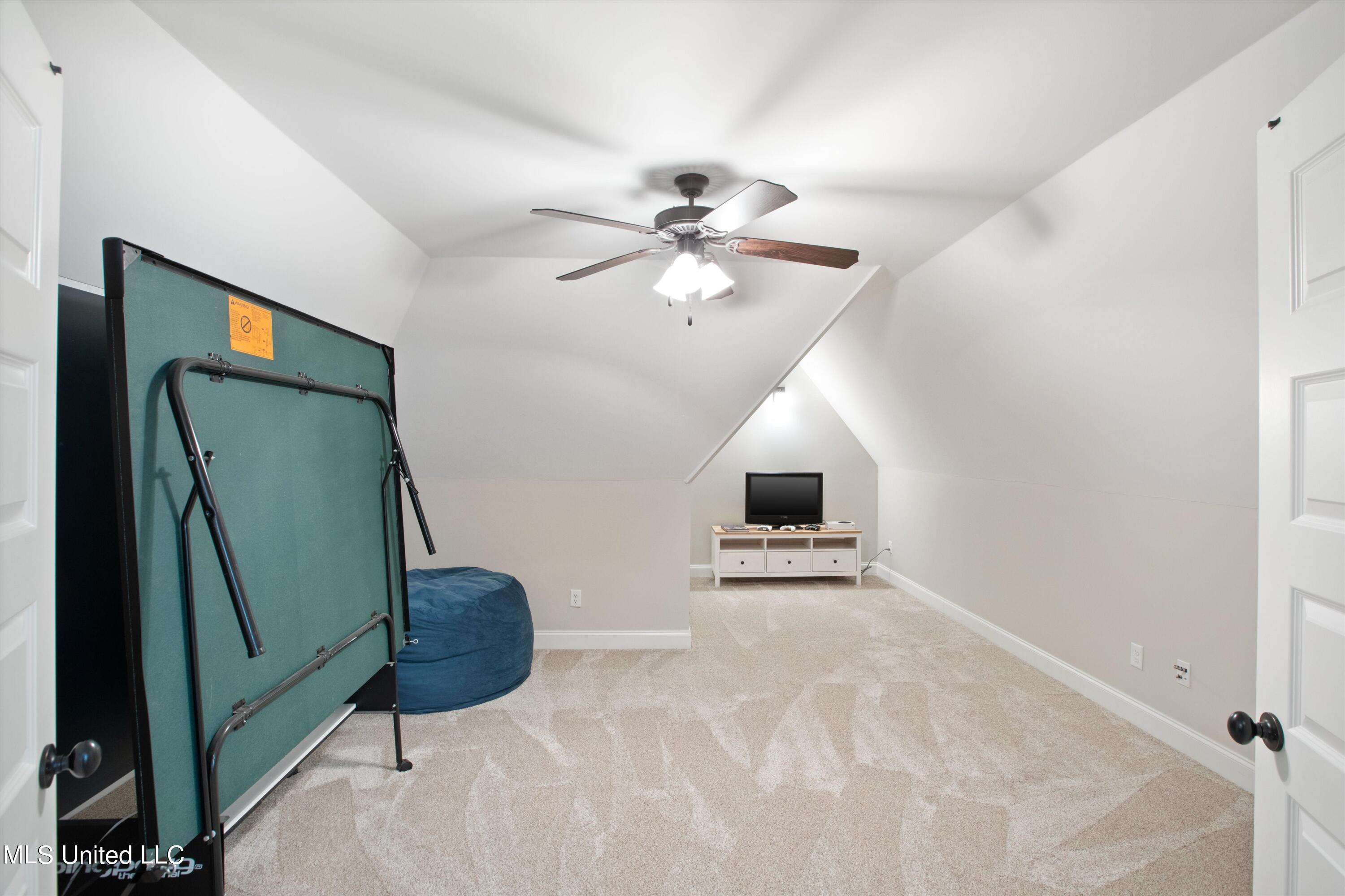 5474 New Pointe Drive