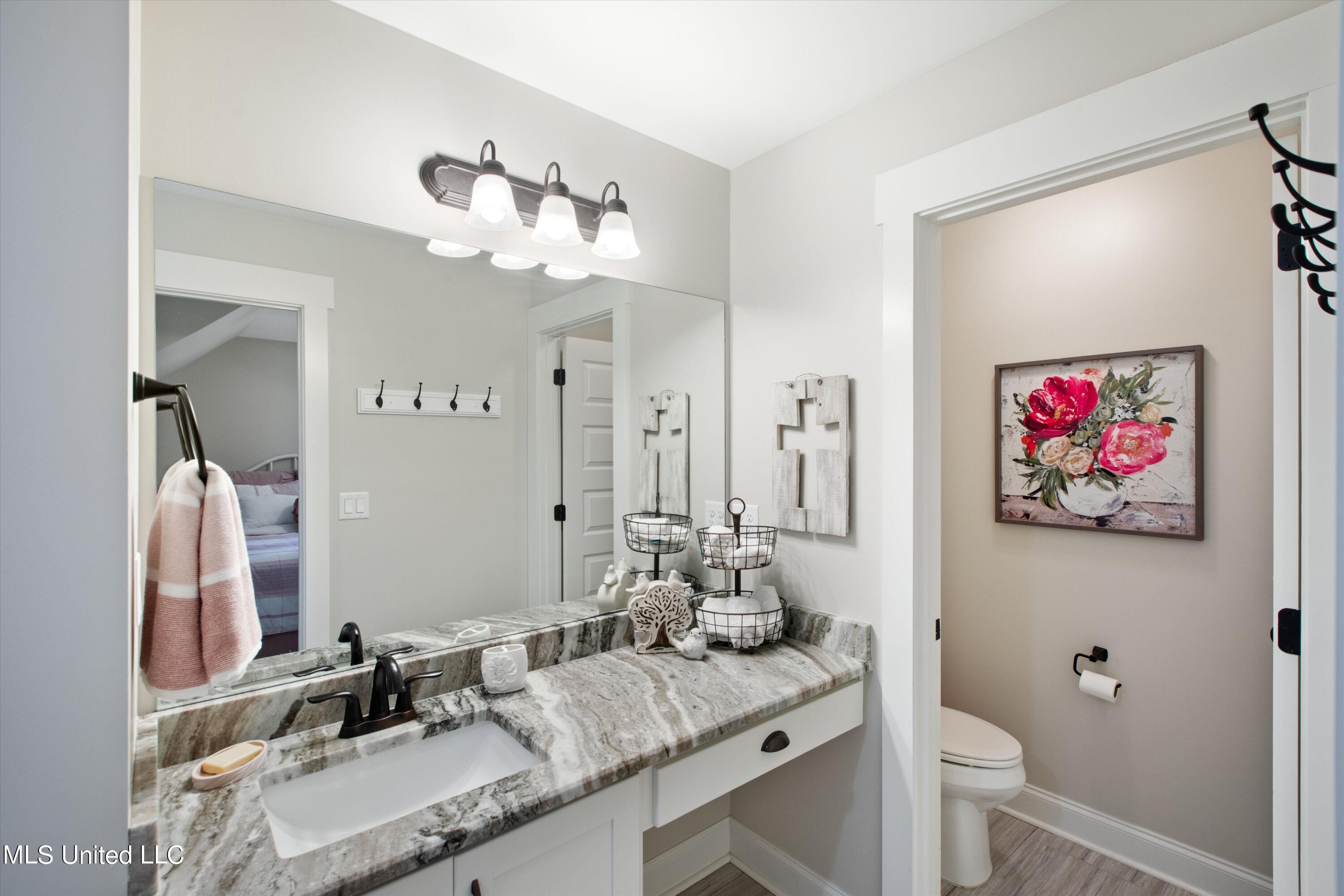 5474 New Pointe Drive