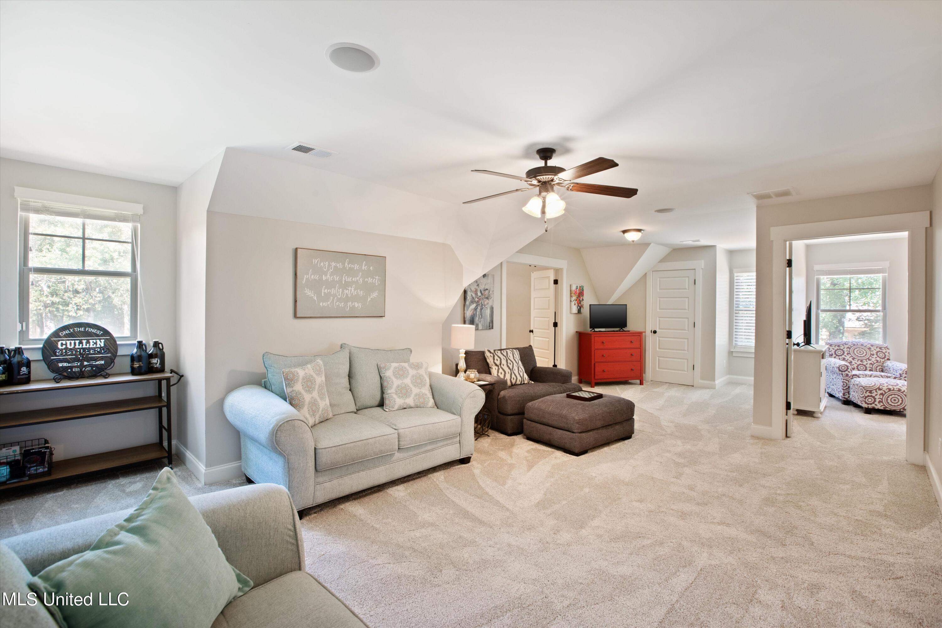 5474 New Pointe Drive