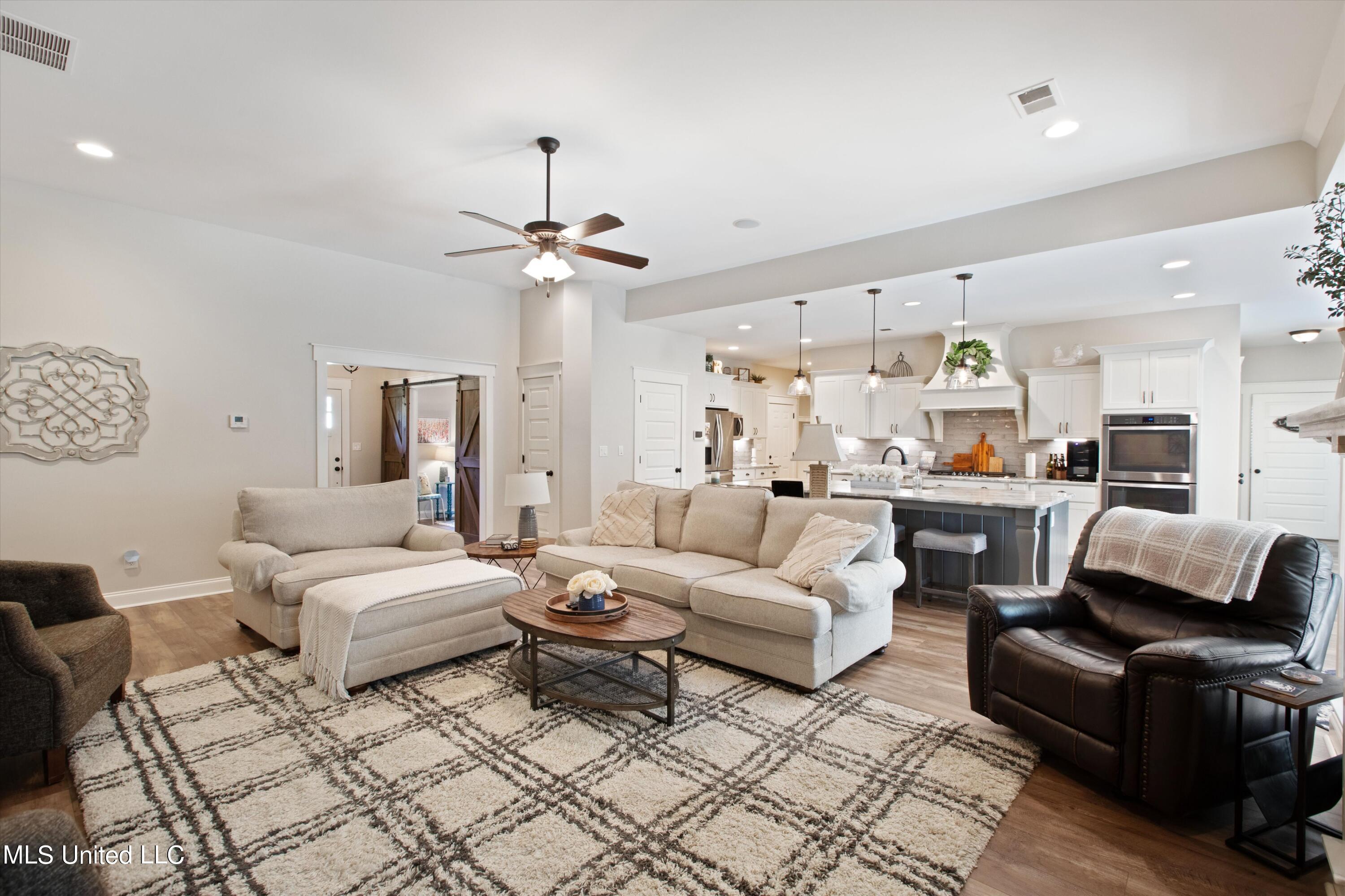 5474 New Pointe Drive