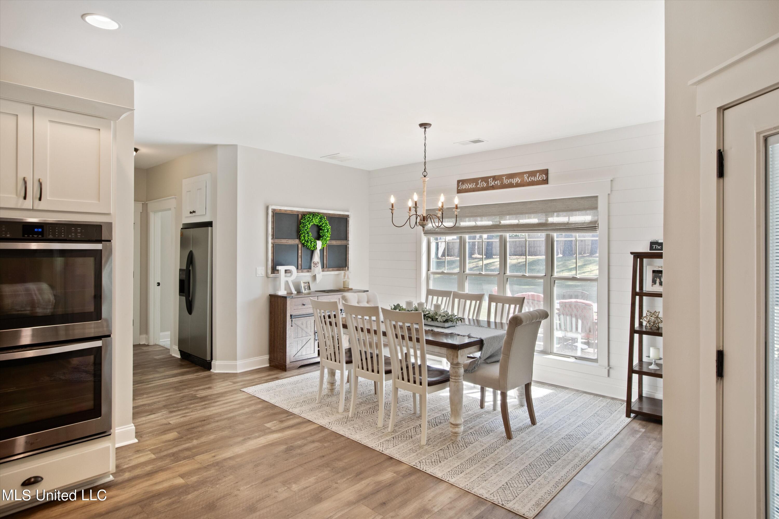 5474 New Pointe Drive